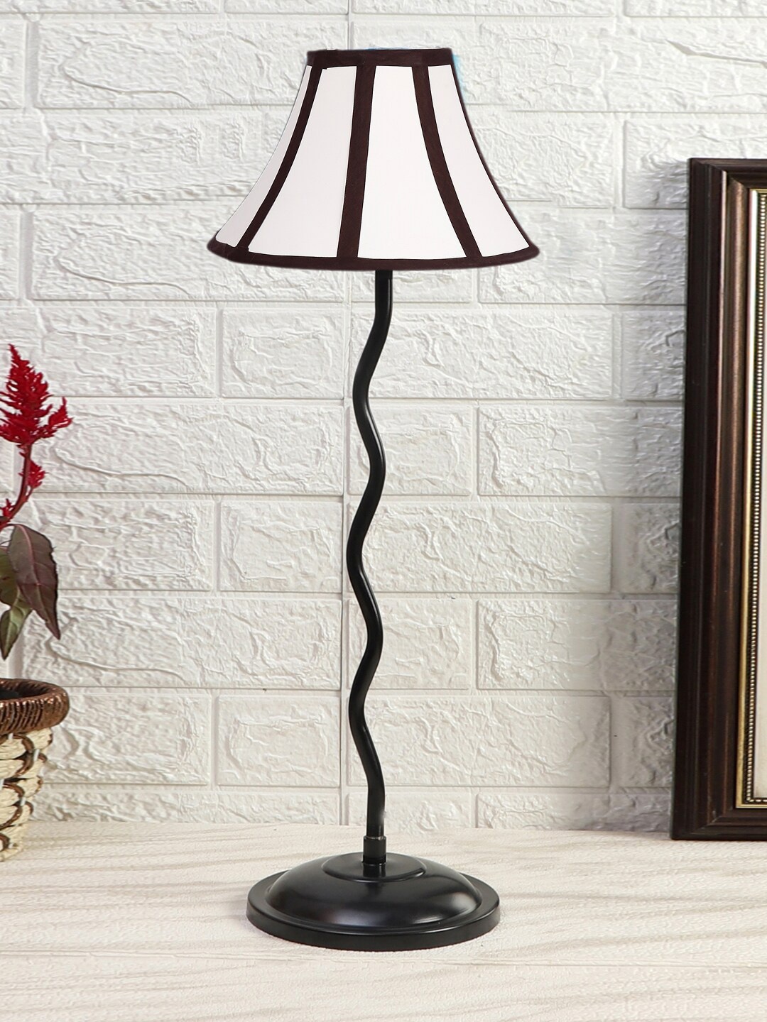 

Devansh White & Black Textured Cotton Zig Zag Table Lamp With Iron Base