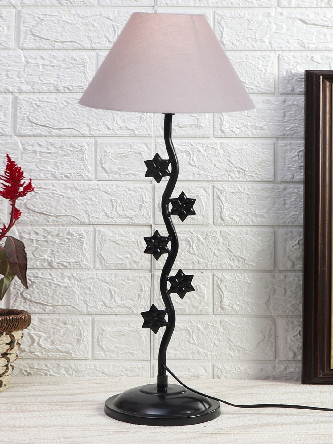 

Devansh Grey & Black Textured Cotton Zig Zag Table Lamp With Iron Base