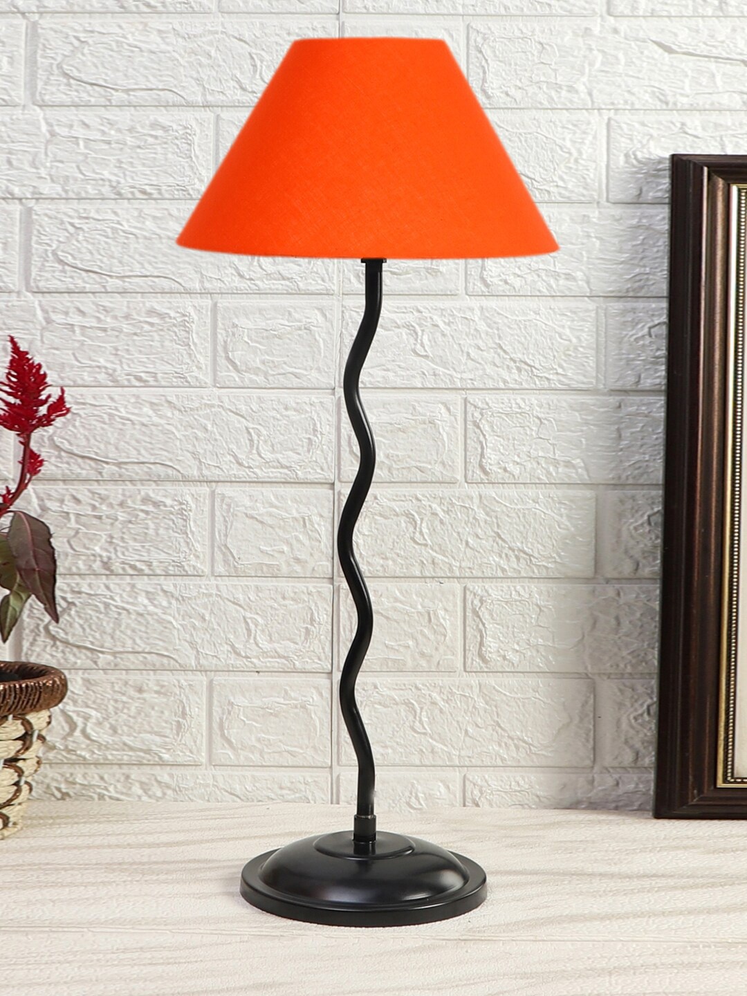 

Devansh Orange & Black Textured Cotton Zig Zag Table Lamp With Iron Base