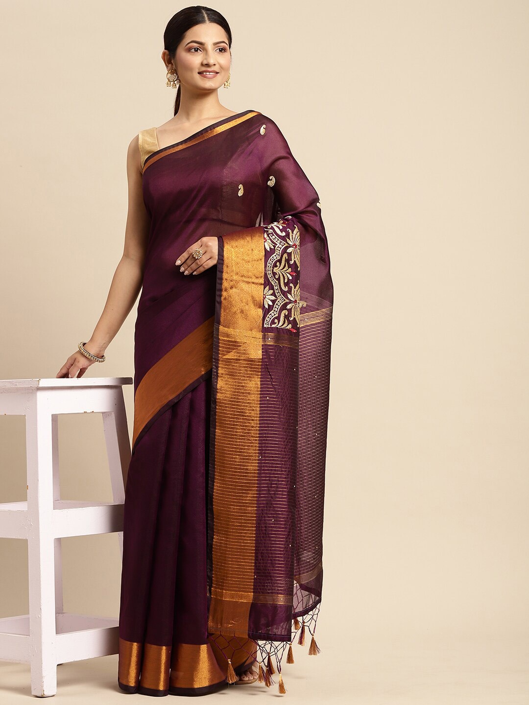 

Pavechas Ethnic Motifs Zari Border Banarasi Saree, Coffee brown