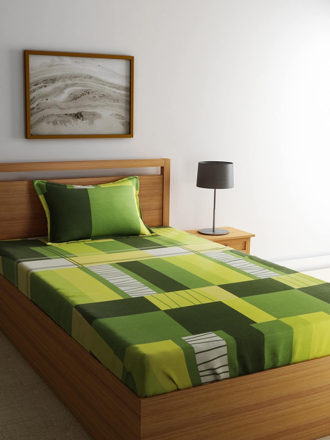 

Dreamscape Green Printed Cotton Sinlge Bedsheet with 1 Pillow Cover