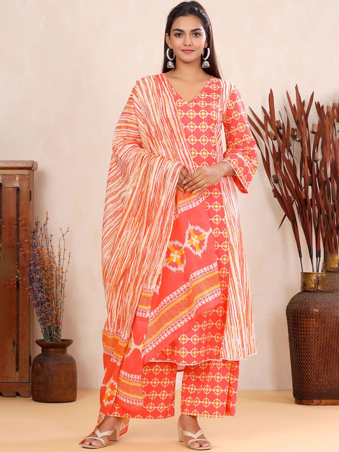 

mirari Printed Pure Cotton Kurta with Palazzos & Dupatta, Pink