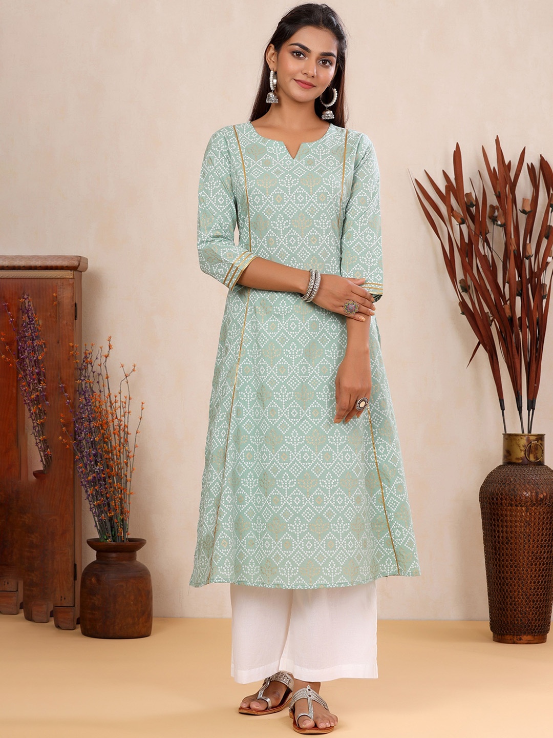 

mirari Women Bandhani Printed Gotta Patti Pure Cotton Kurta with Palazzos, Turquoise blue