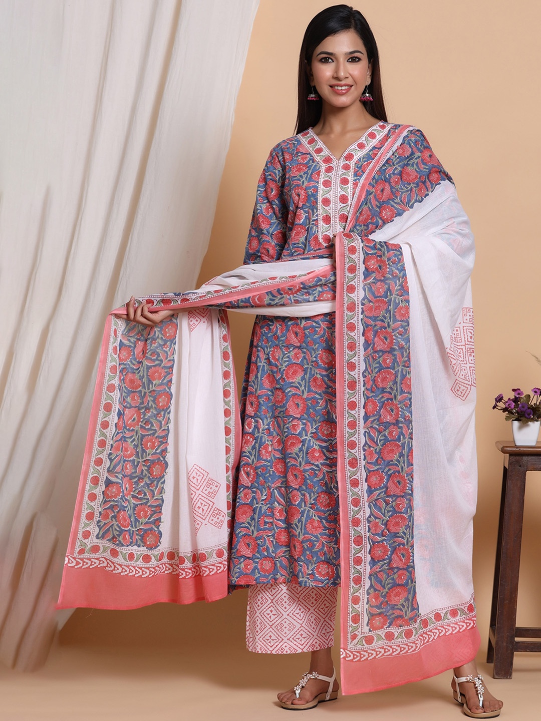 

mirari Floral Printed Pure Cotton Kurta with Palazzos & Dupatta, Pink