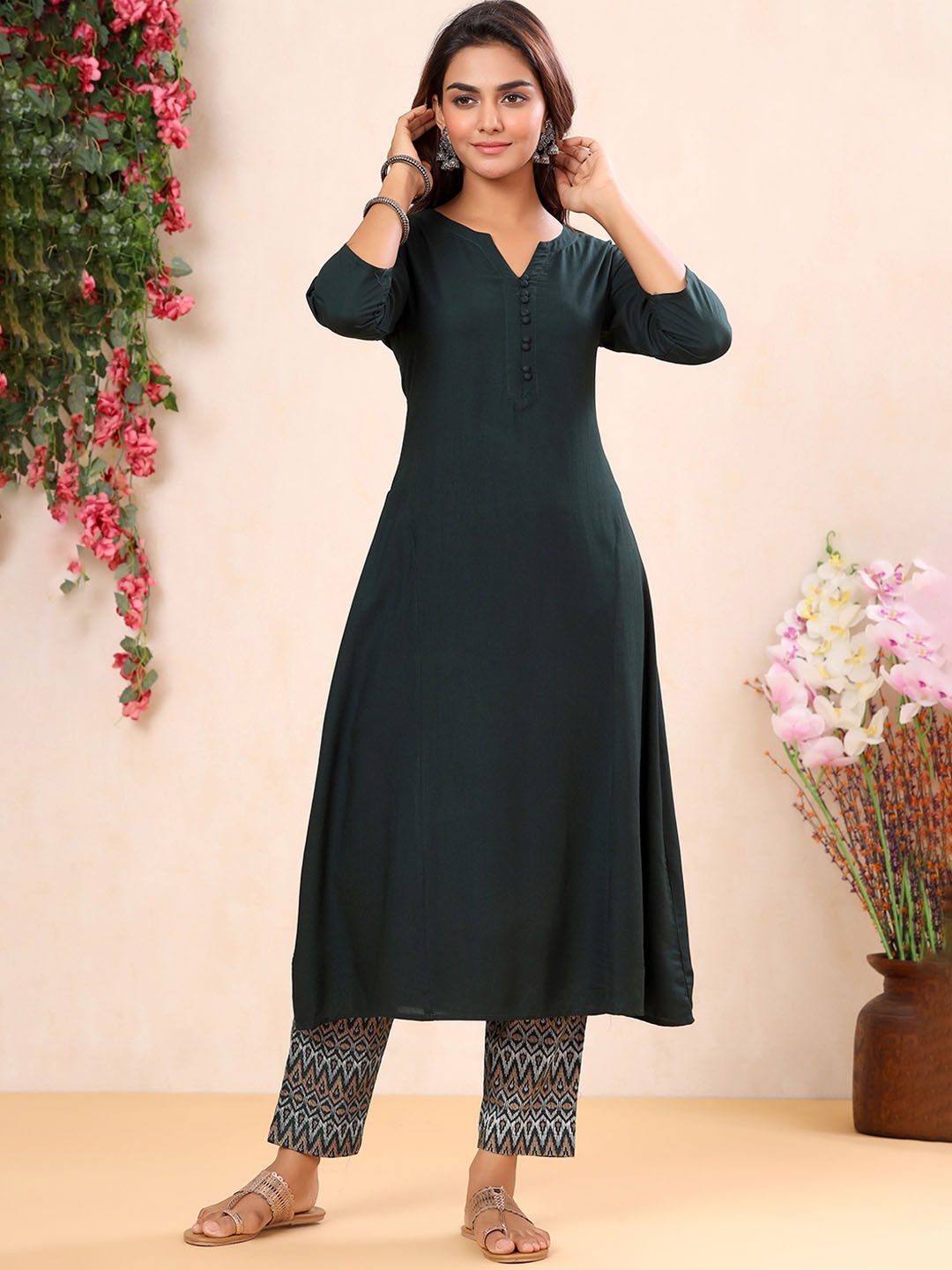 

mirari Women Kurta with Trousers, Green