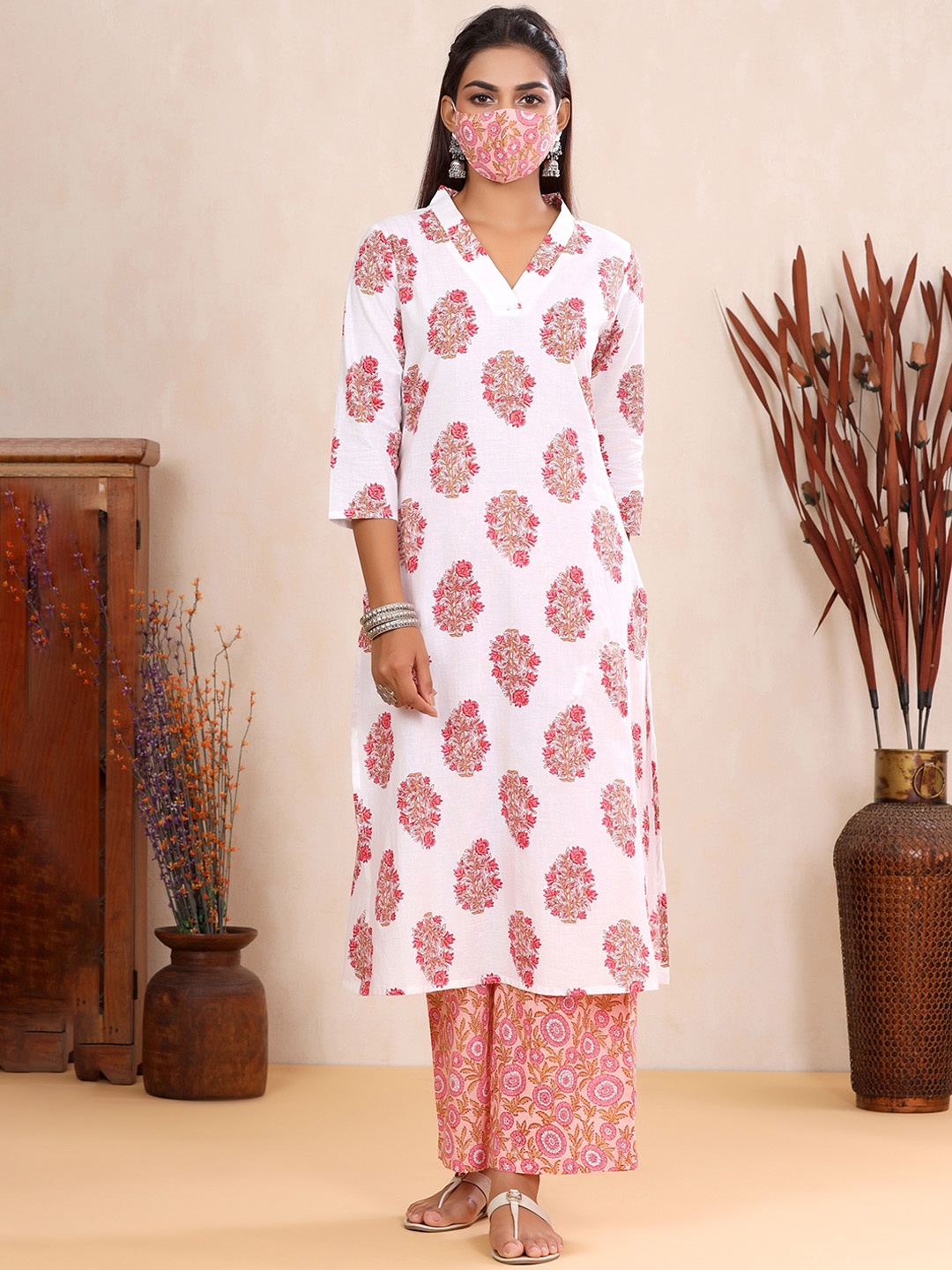 

mirari Women Printed Pure Cotton Kurta with Palazzos, White