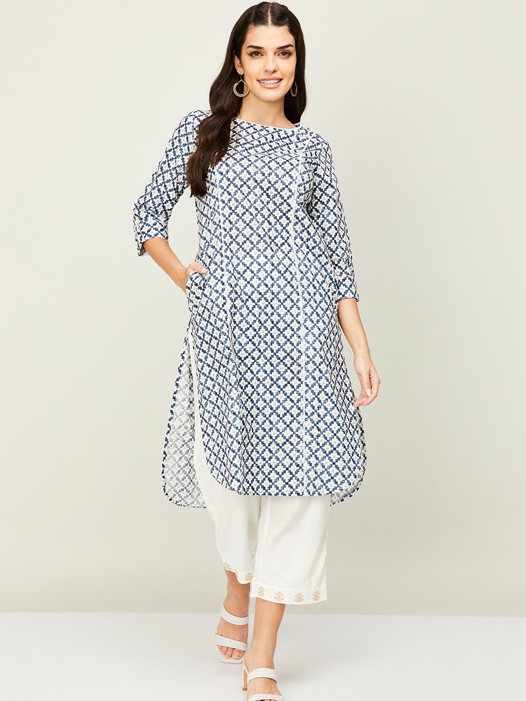 

Melange by Lifestyle Women Geometric Printed Panelled Pure Cotton Kurta, White