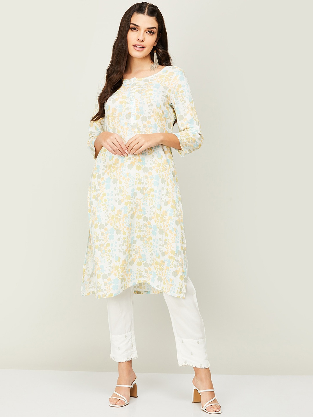 

Melange by Lifestyle Women Floral Printed Boat Neck Straight Kurta, White