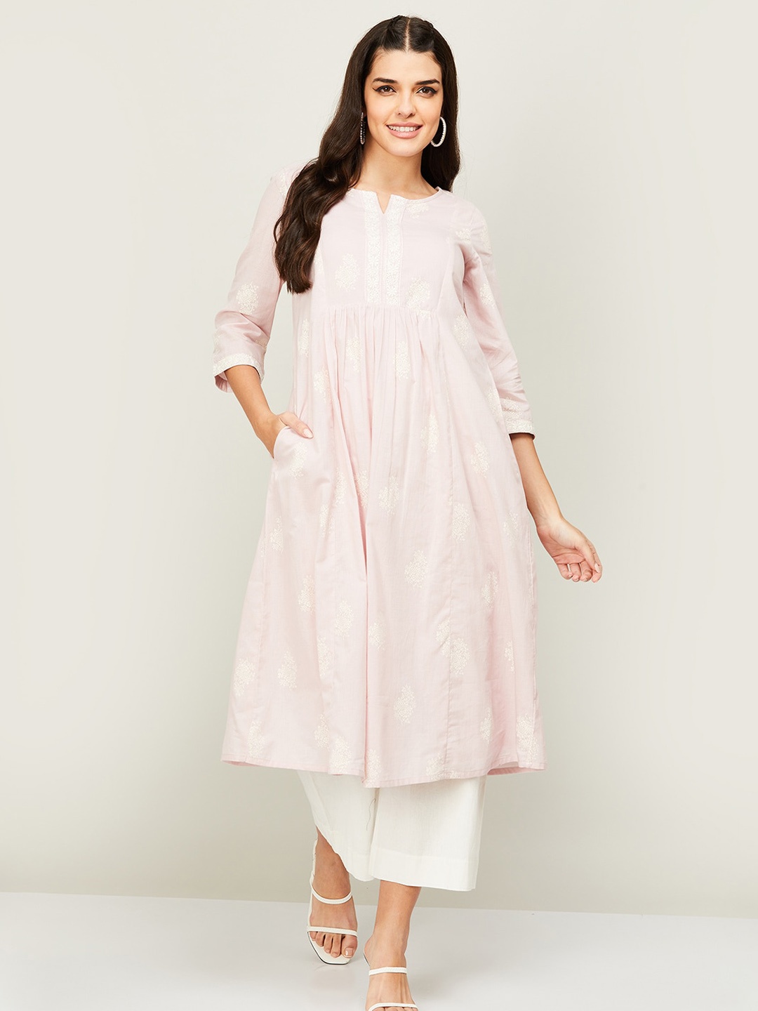 

Melange by Lifestyle Women Floral Printed Thread Work Notch Neck Cotton Kurta, Pink