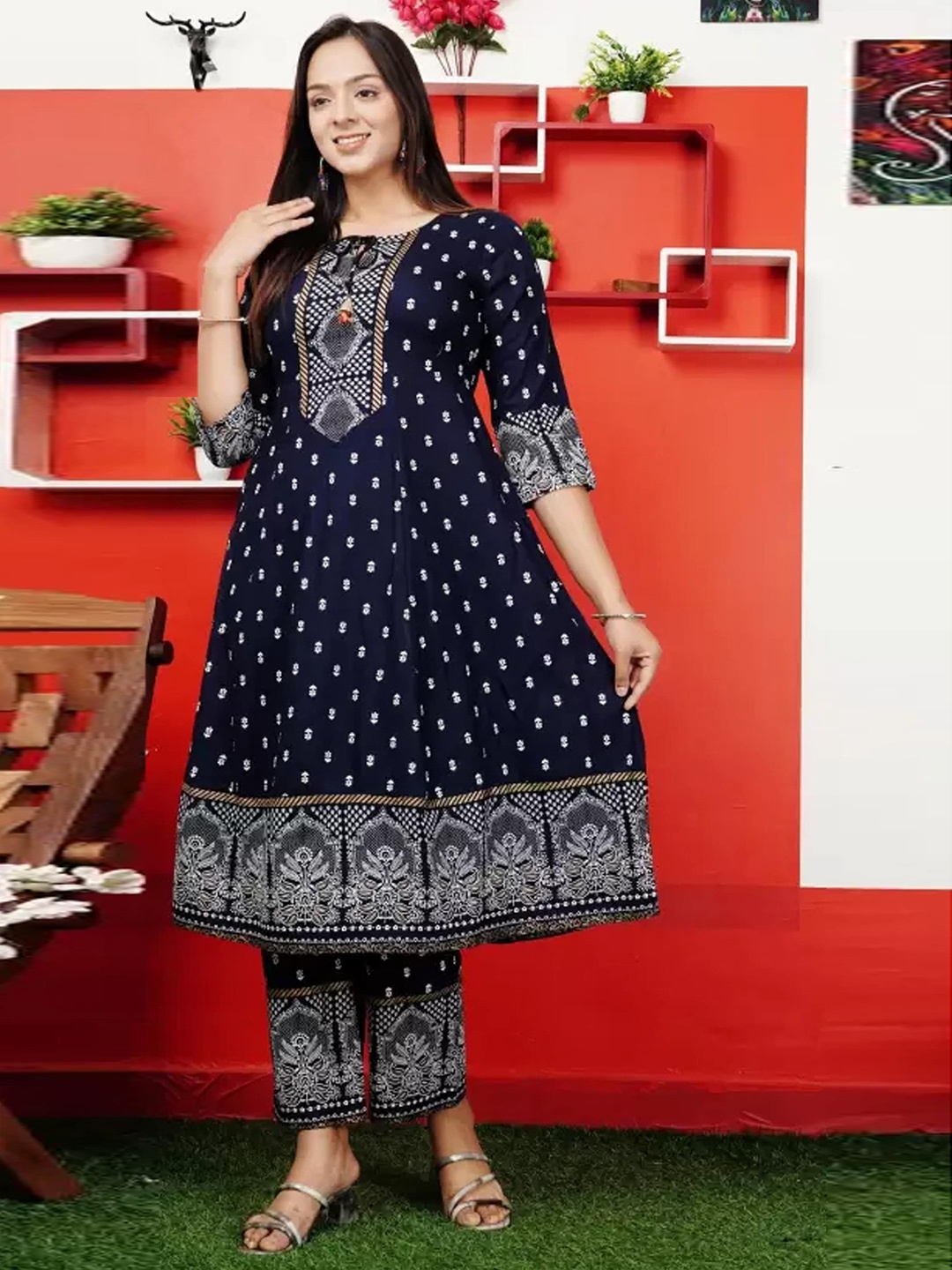 

misbis Women Ethnic Motifs Printed Kurta with Palazzos & Dupatta, Navy blue