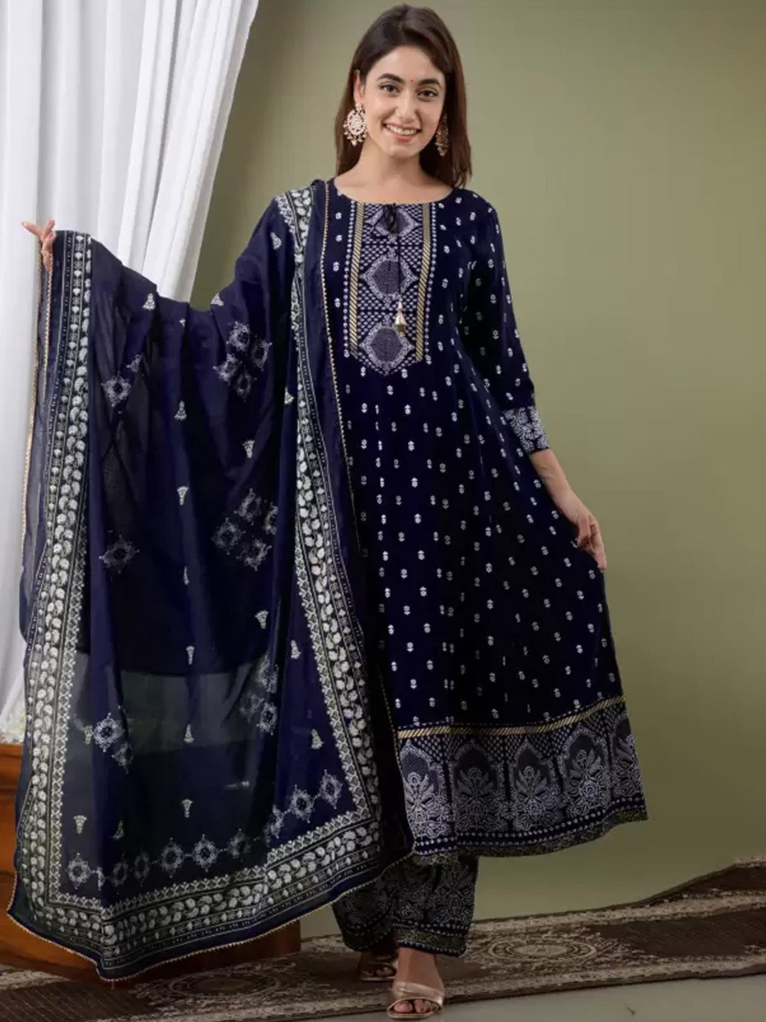 

misbis Women Ethnic Motifs Printed Kurta with Palazzos & Dupatta, Navy blue