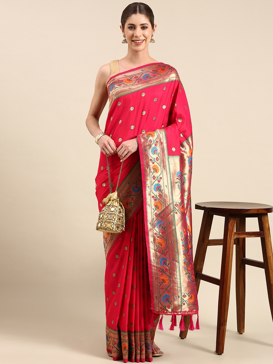 

VASTRANAND Woven Design Zari Art Silk Paithani Saree, Pink