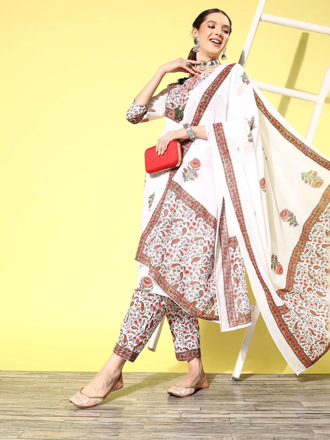 

Yufta Ethnic Motifs Printed Pure Cotton Kurta With Trousers & With Dupatta, White
