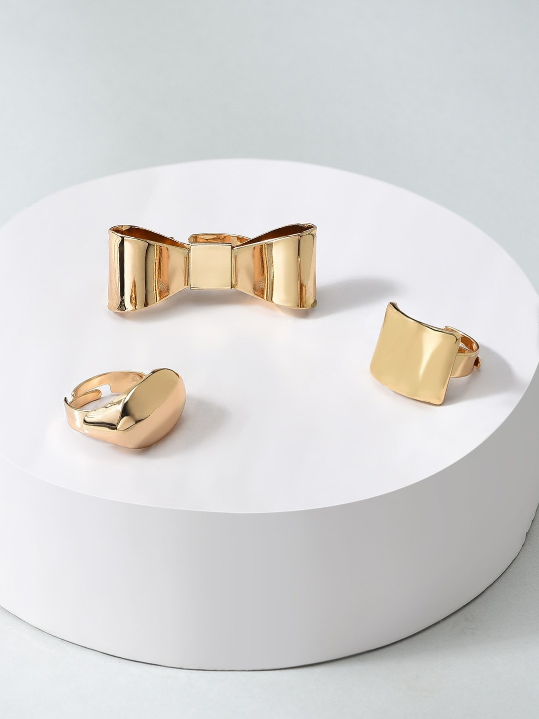 

AMI Women Set Of 3 Gold-Plated Contemporary Classy Finger Ring