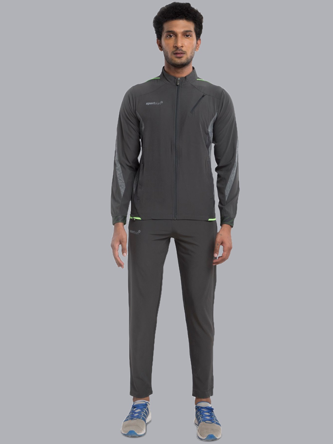 

SPORT SUN Men Colourblocked Tracksuit, Grey