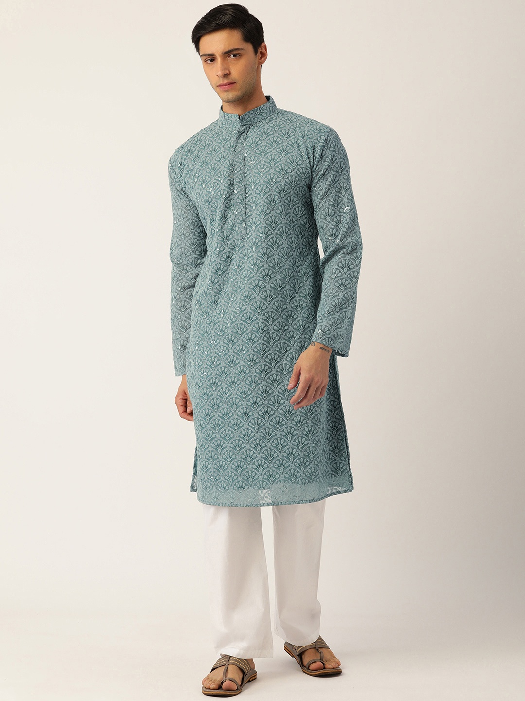 

SWAGG INDIA Ethnic Motifs Embroidered Chikankari Georgette Kurta, Turquoise blue