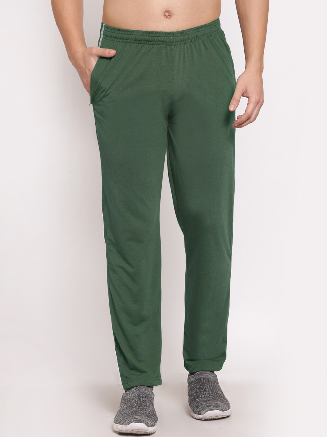 

KLOTTHE Men Mid Rise Cotton Track Pants, Green