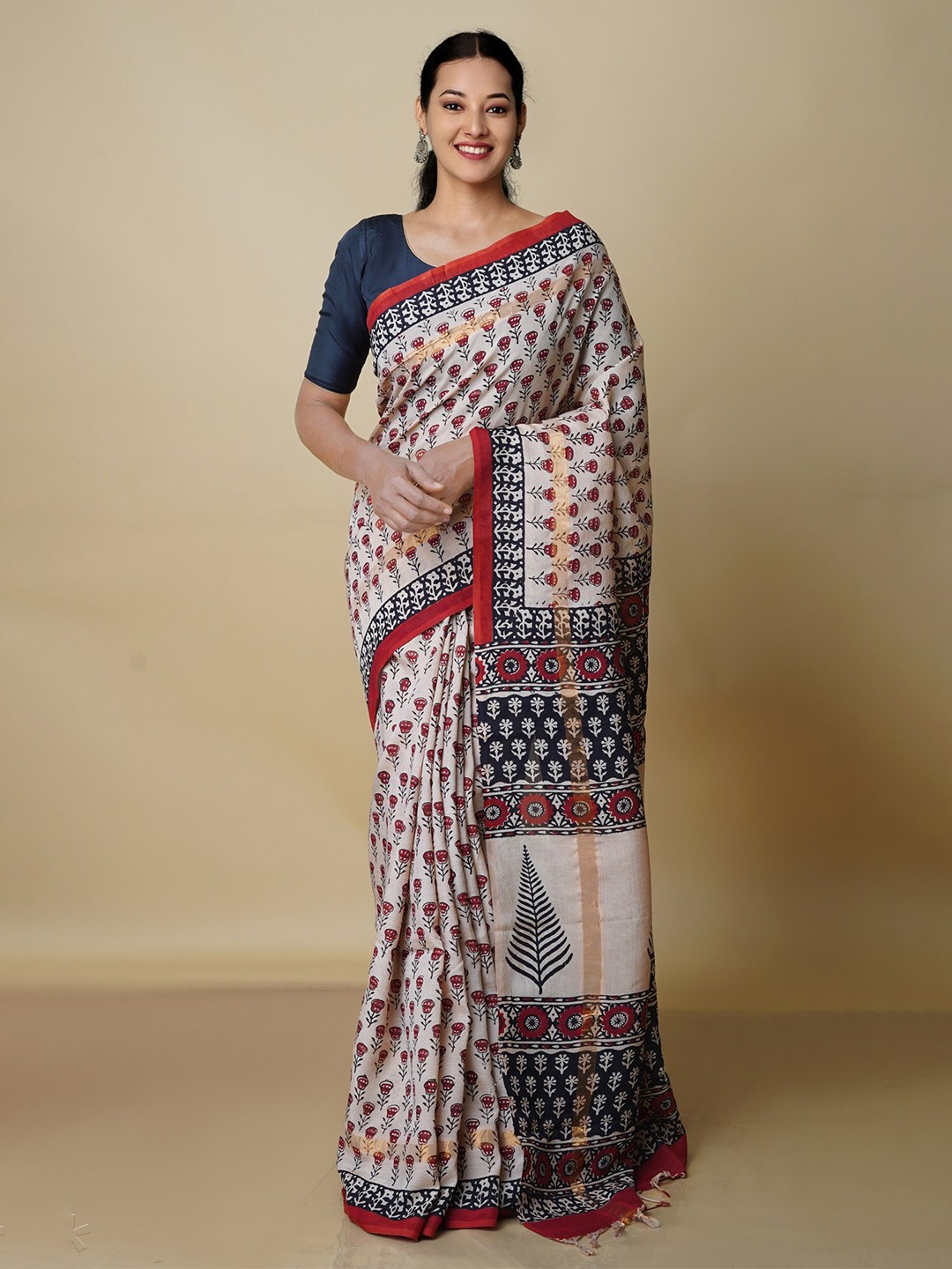 

Unnati Silks Floral Printed Silk Cotton Chanderi Handloom Saree, Cream