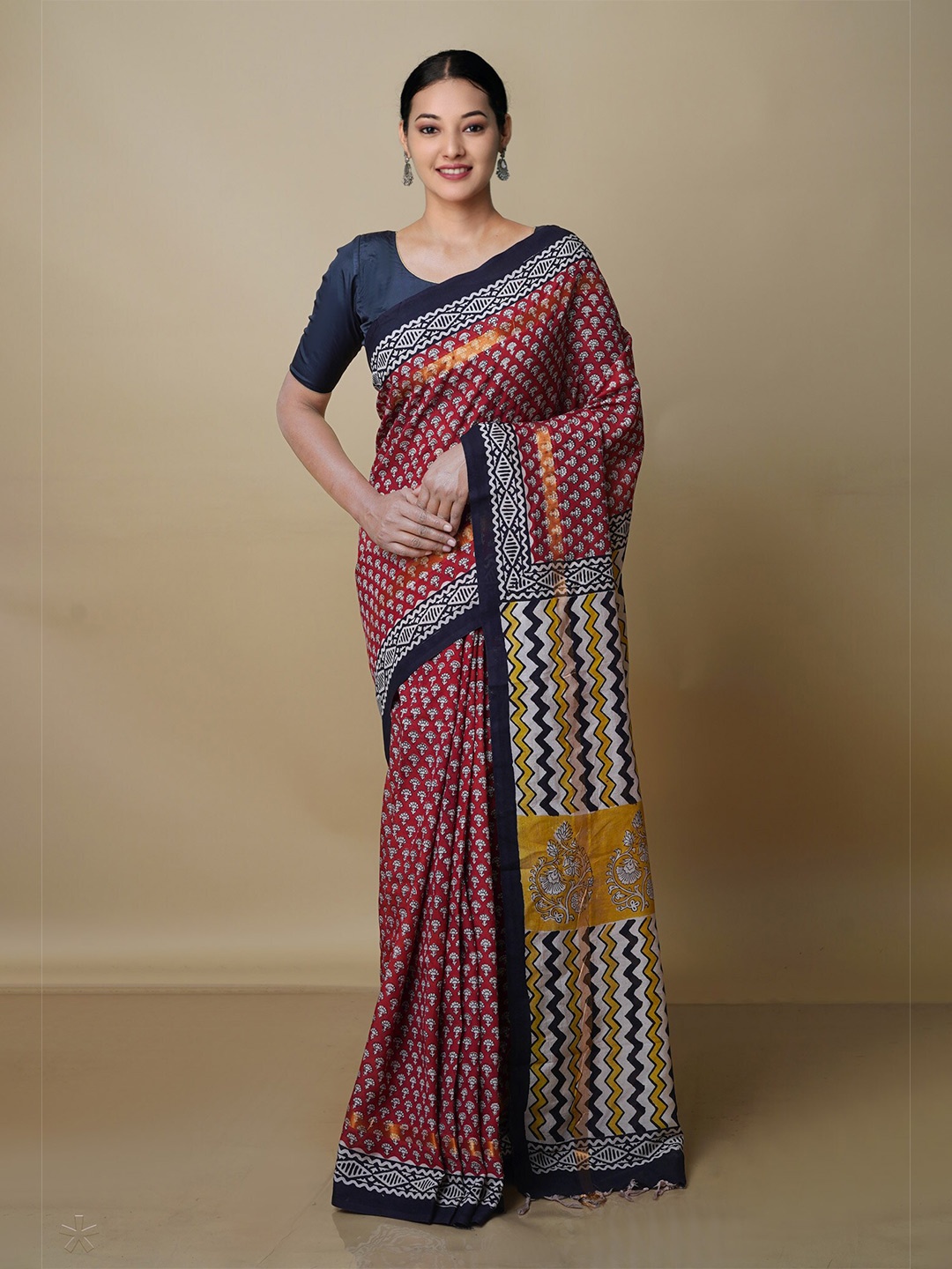 

Unnati Silks Floral Printed Silk Cotton Chanderi Handloom Saree, Burgundy