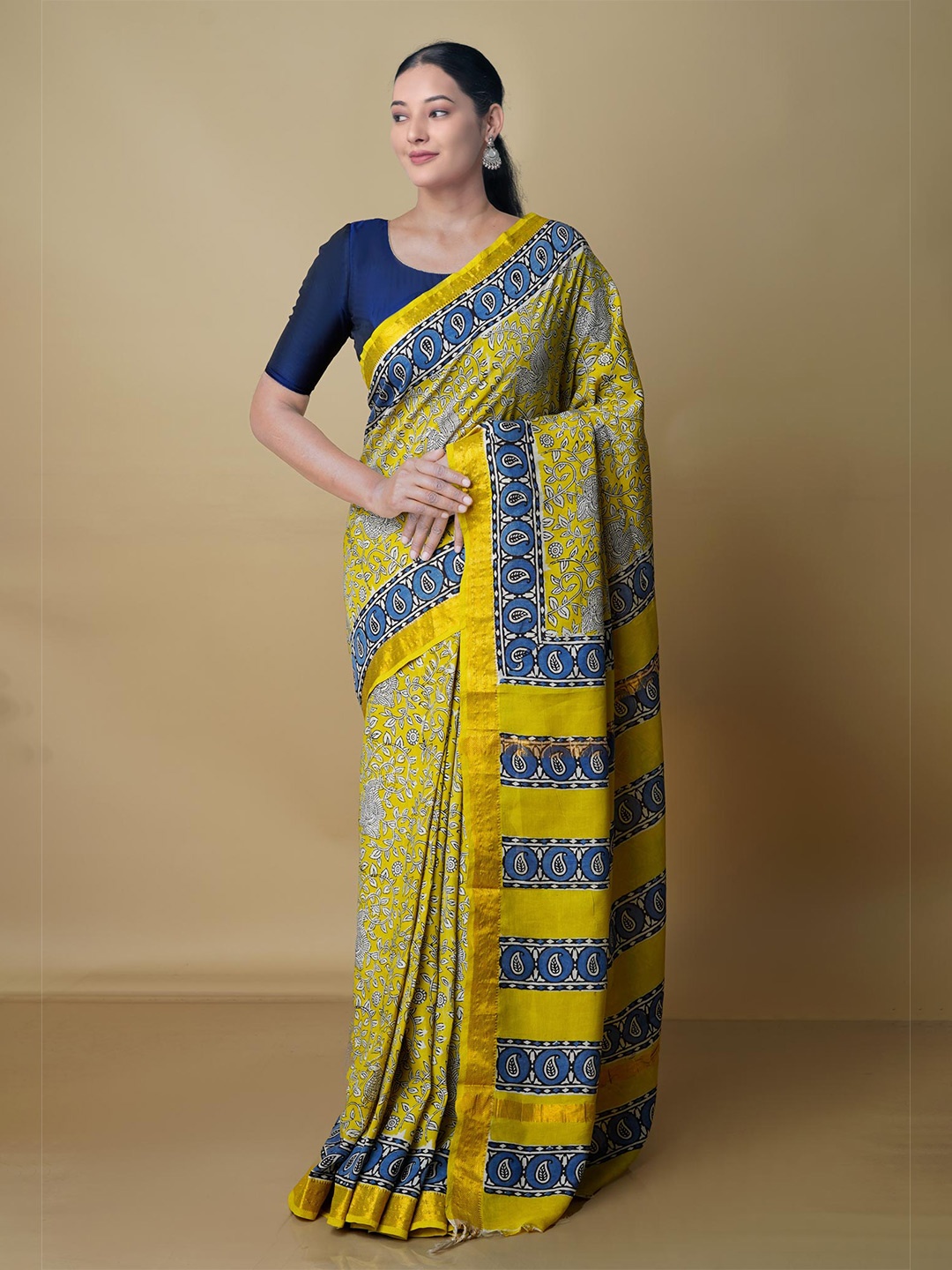 

Unnati Silks Ethnic Motifs Silk Blend Chanderi Saree, Yellow