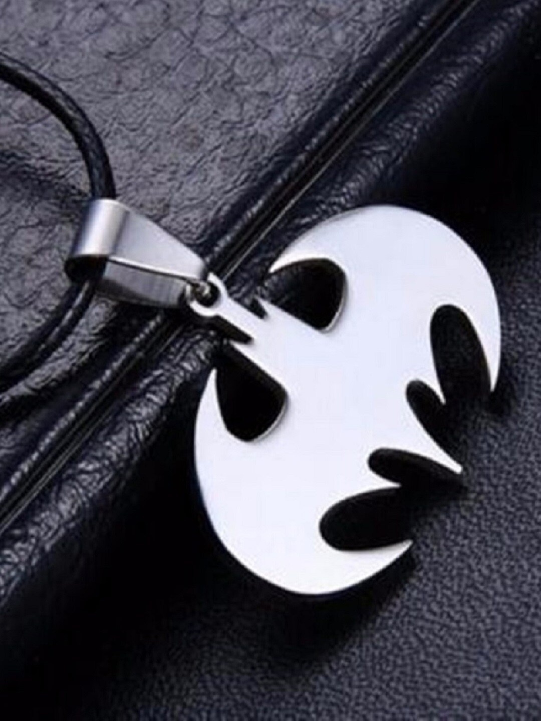 

OOMPH Men Silver-Plated Bat Shaped Pendant With Chain