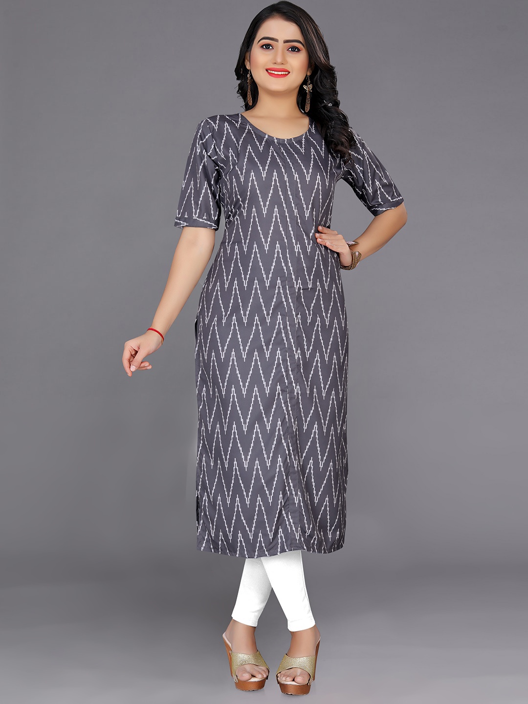 

Indian Fashionista Chevron Digital Print Straight Kurta, Charcoal