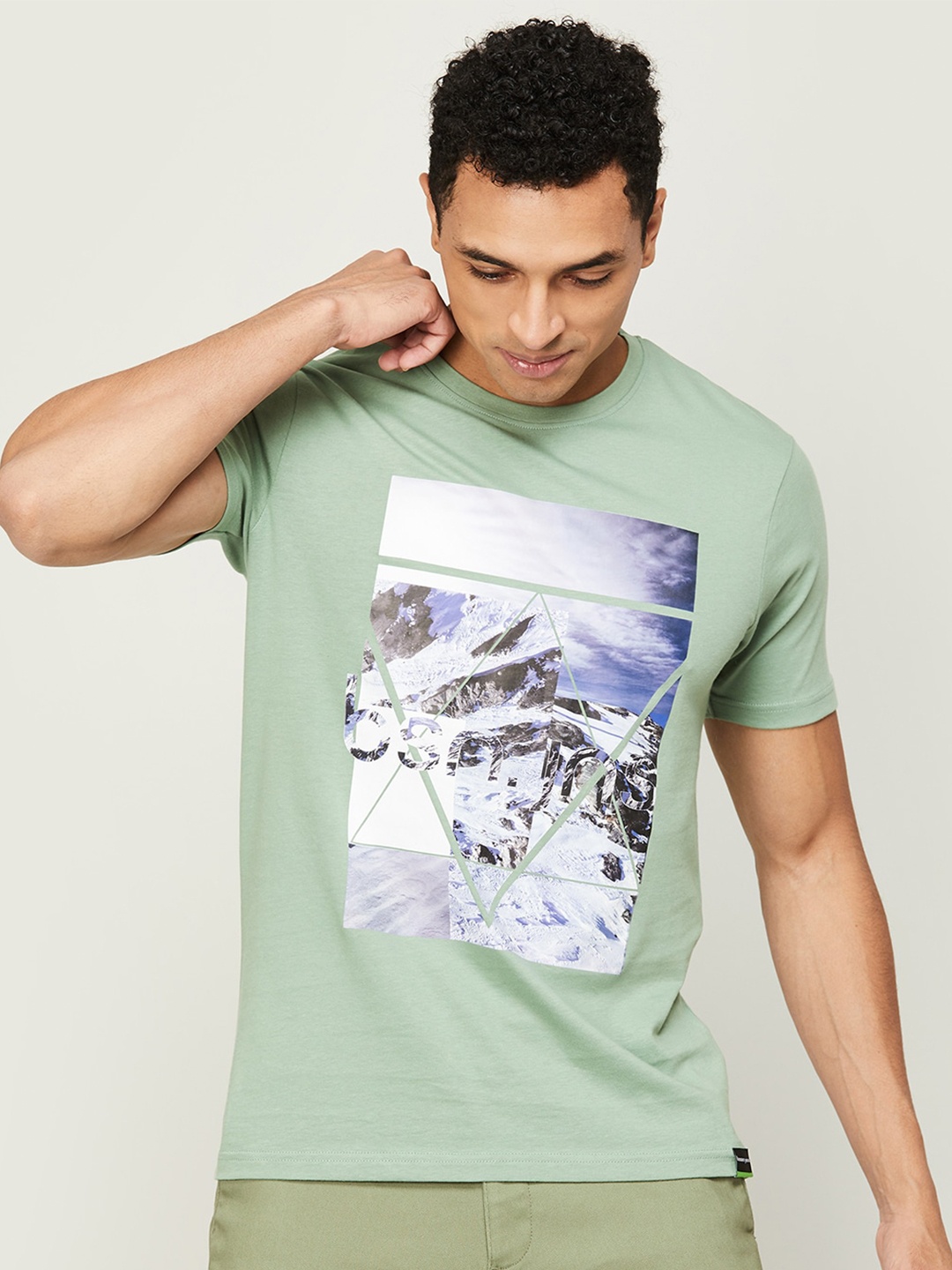 

Bossini Men Printed Round Neck Slim Fit Cptton T-shirt, Green