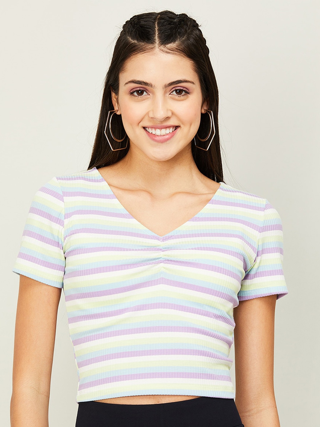 

Ginger by Lifestyle Women Striped V-Neck Crop T-shirt, Green
