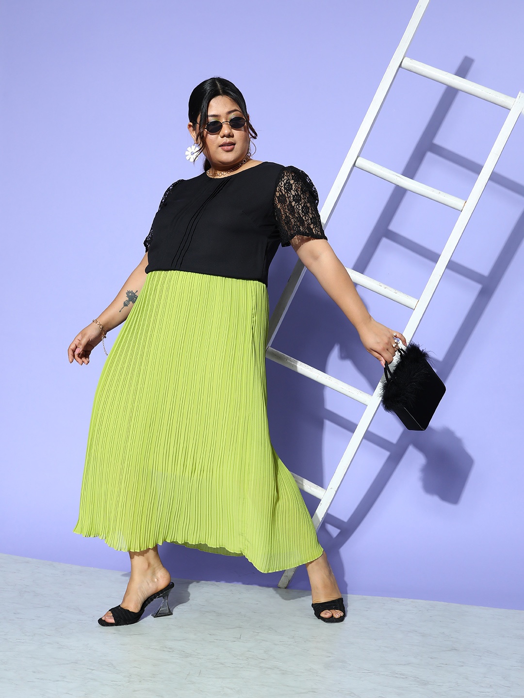 

CURVE BY KASSUALLY Plus Size Green Accordion Pleated Flared Georgette Midi Skirt