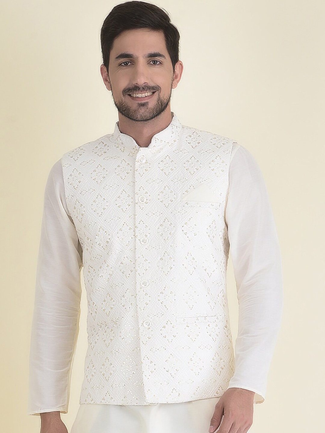 

HOUSE OF DEYANN Men Embellished Nehru Jacket, Off white