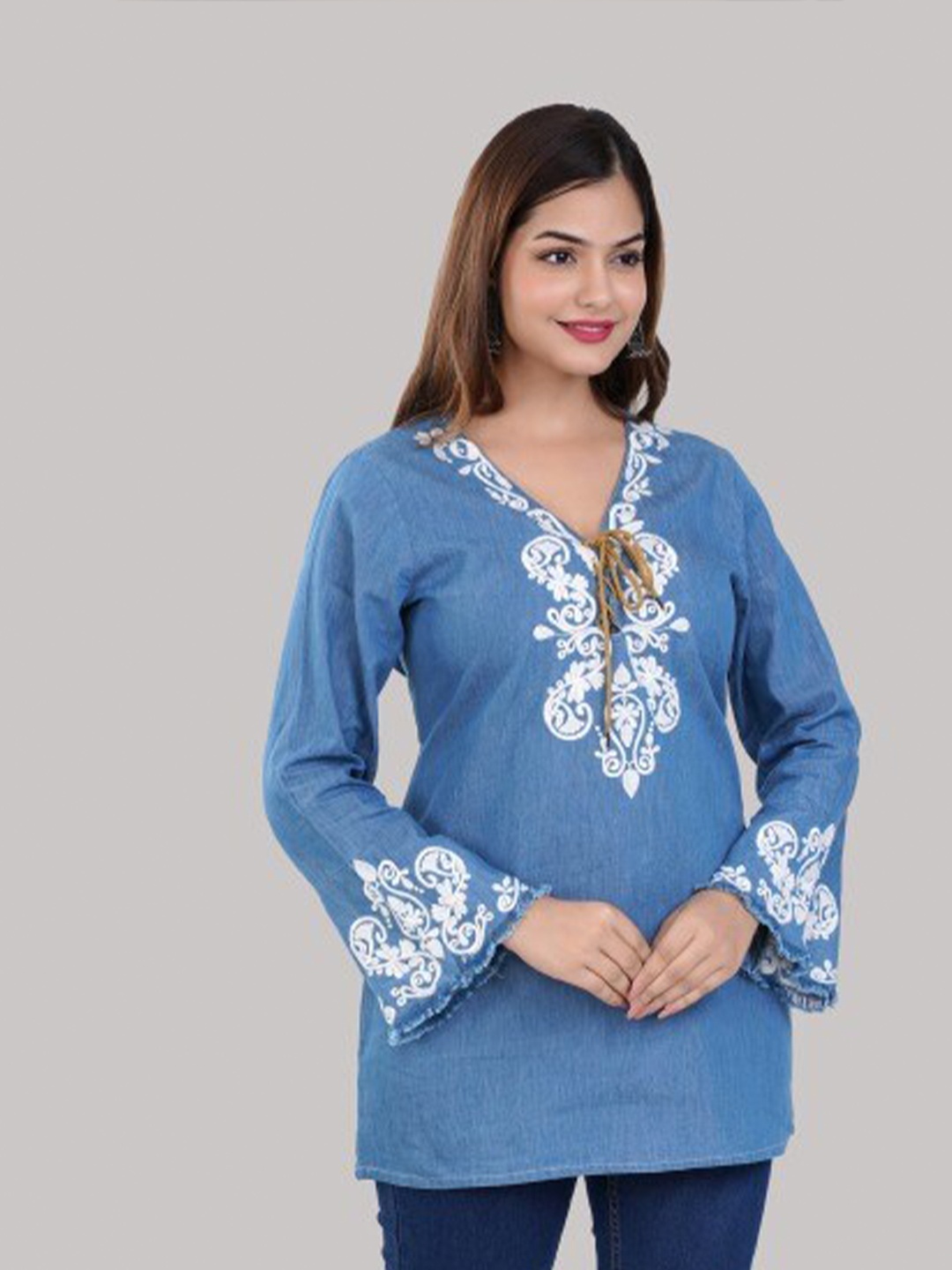 

SUMAVI-FASHION Tie-Up Neck Embroidered Tunic, Blue