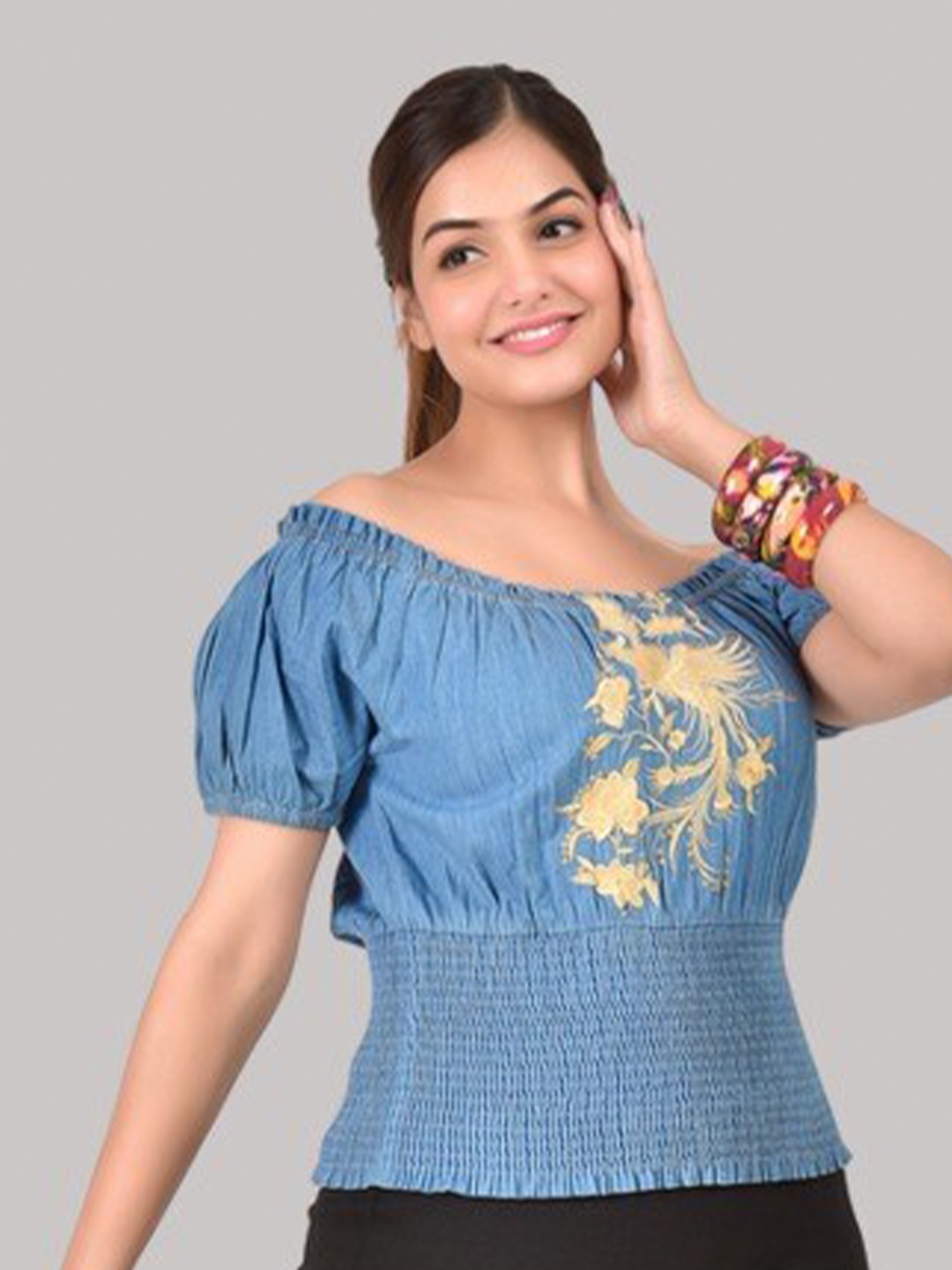 

SUMAVI-FASHION Floral Print Smocked Pure Cotton Top, Blue