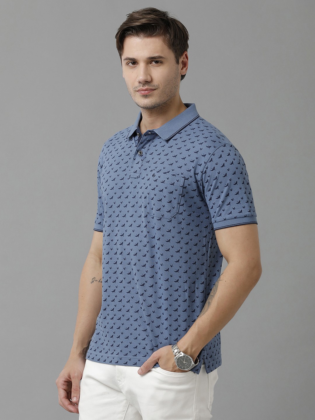 

Classic Polo Men Blue Printed Polo Collar Slim Fit T-shirt