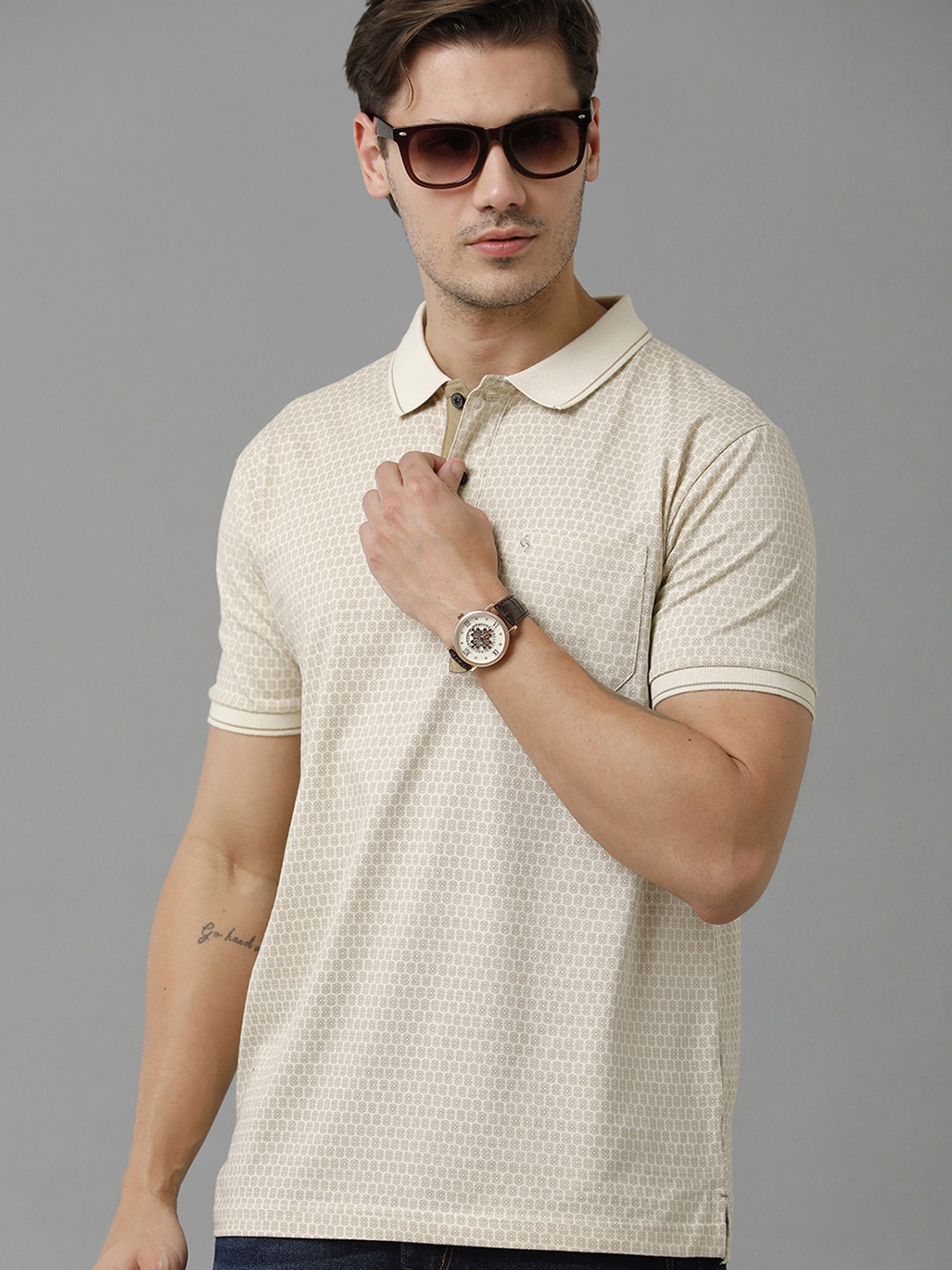 

Classic Polo Men Geometric Printed Polo Collar Cotton T-shirt, Cream