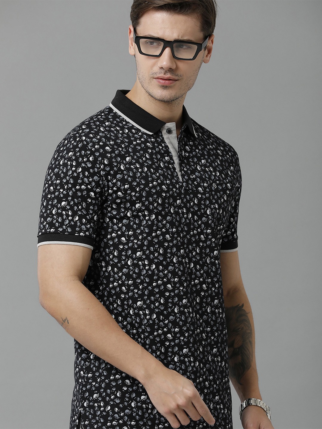 

Classic Polo Men Conversational Printed Polo Collar Cotton T-shirt, Black