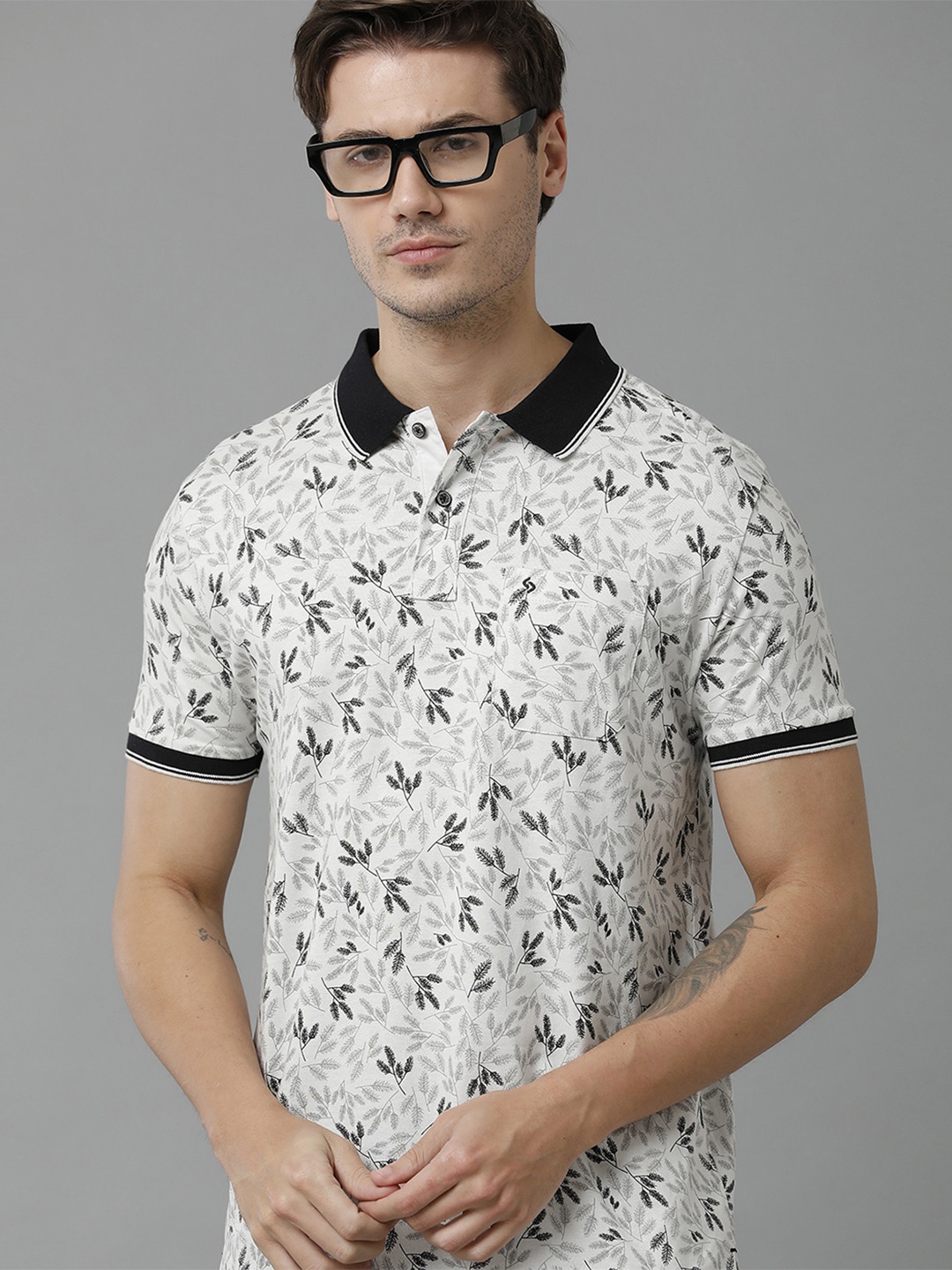 

Classic Polo Men Floral Printed Polo Collar Cotton T-shirt, White
