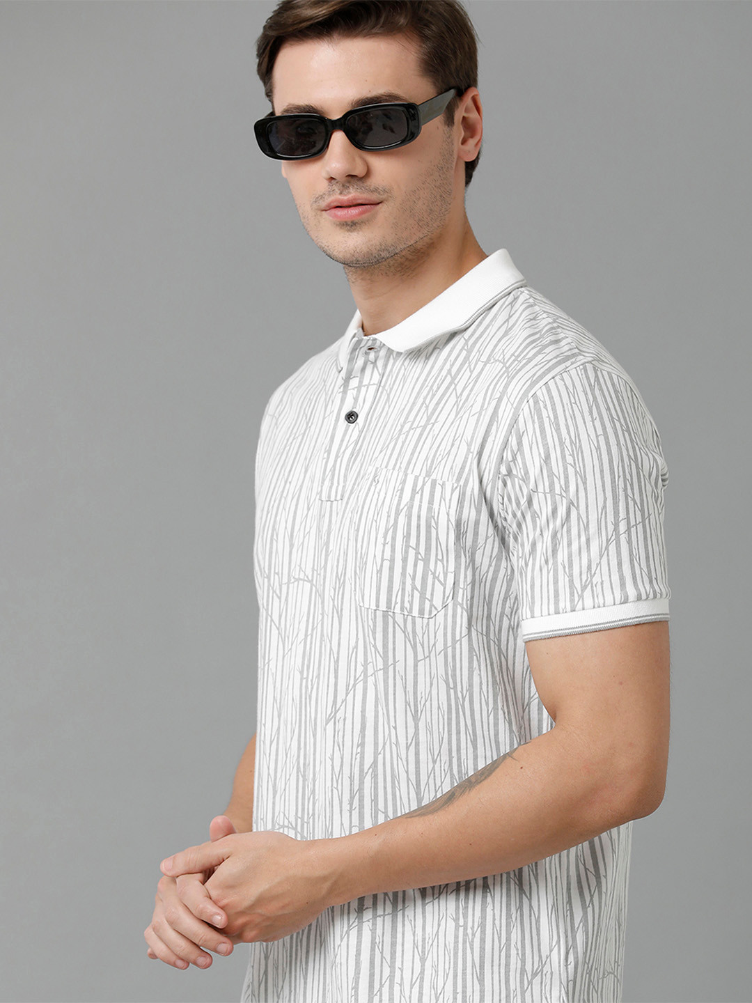 

Classic Polo Men Striped Polo Collar Cotton T-shirt, White
