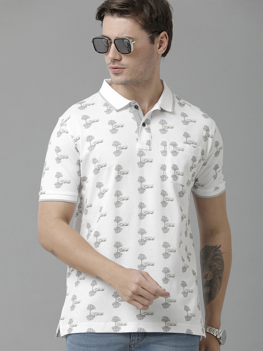 

Classic Polo Men Conversational Printed Polo Collar Cotton Slim Fit T-shirt, White