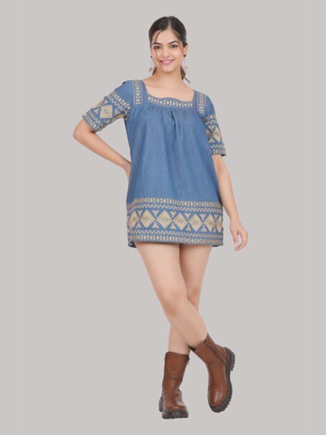 

SUMAVI-FASHION Printed Square Neck Pure Cotton Top, Blue