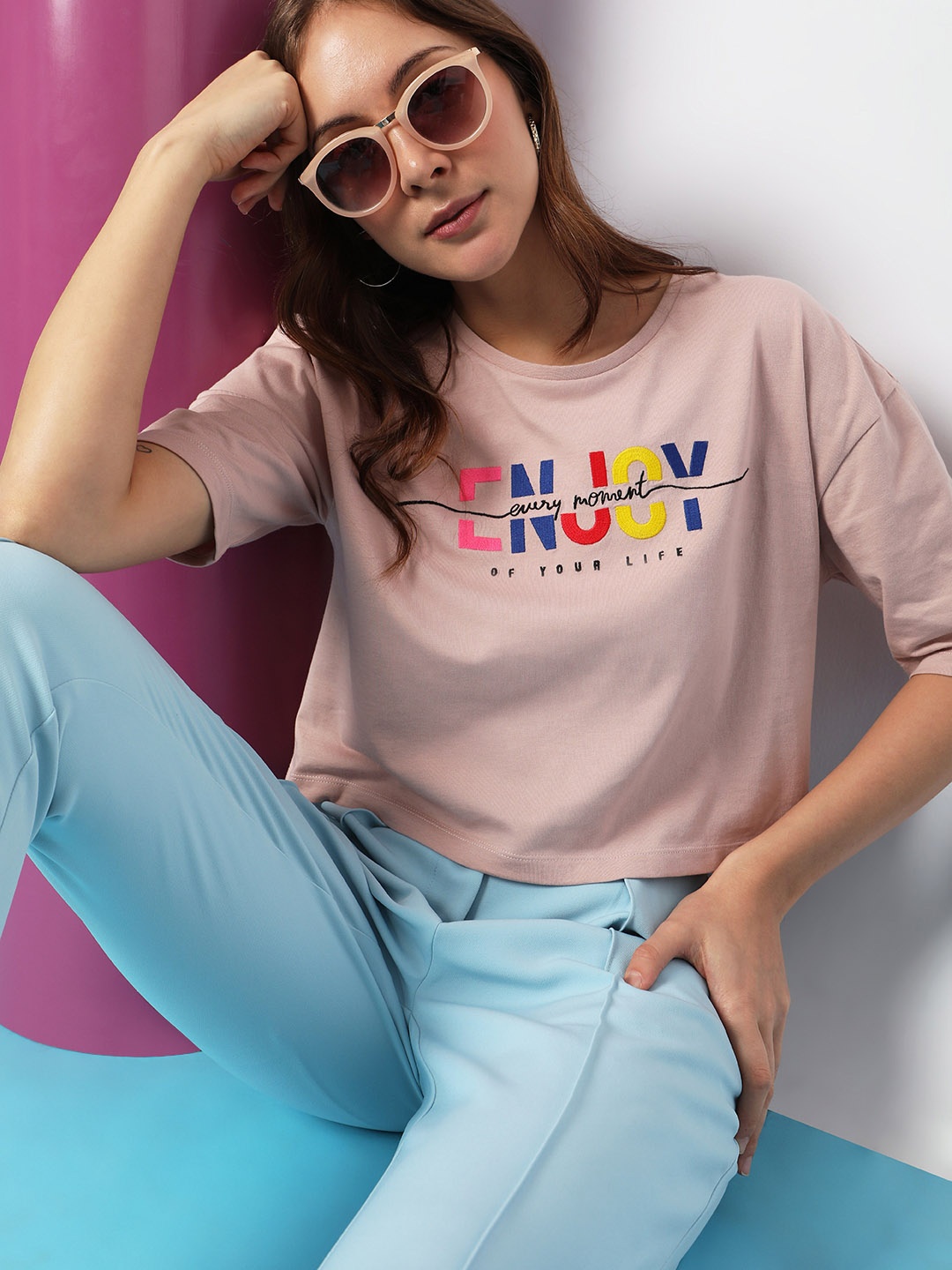 

Vero Moda Women Typography Printed Drop-Shoulder Sleeves Cotton T-shirt, Pink