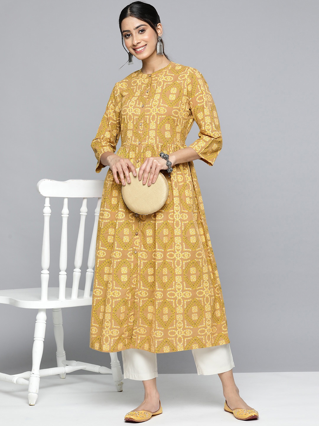 

HERE&NOW Pure Cotton Bandhani Printed Fit & Flare Kurta, Yellow