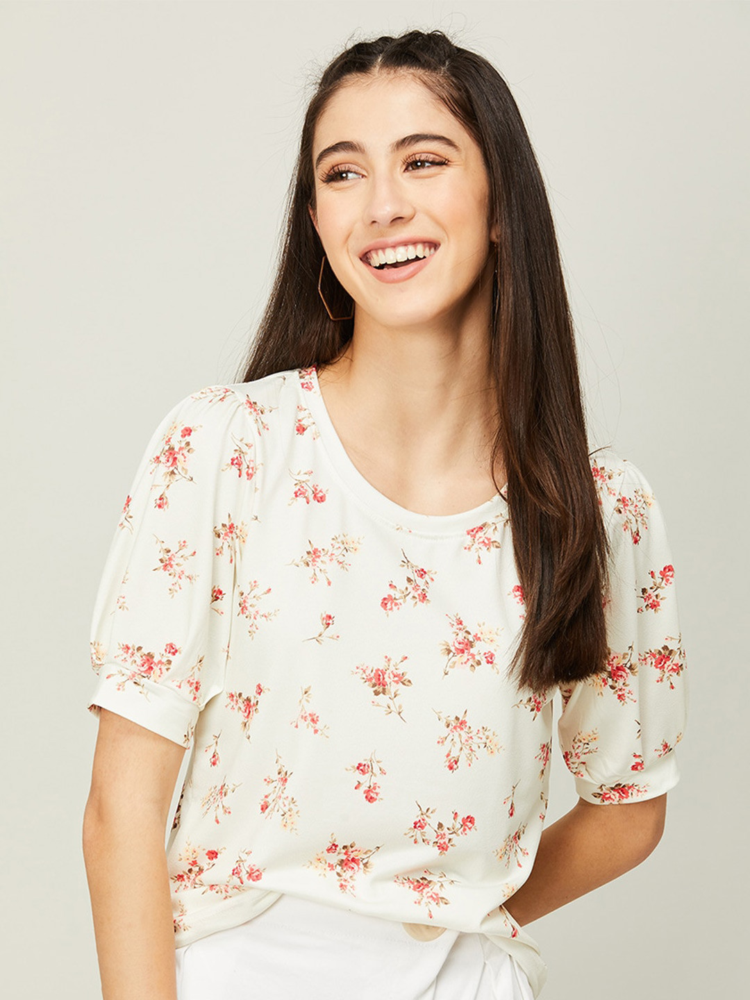 

CODE by Lifestyle Floral Print Round Neck Regular Top, White