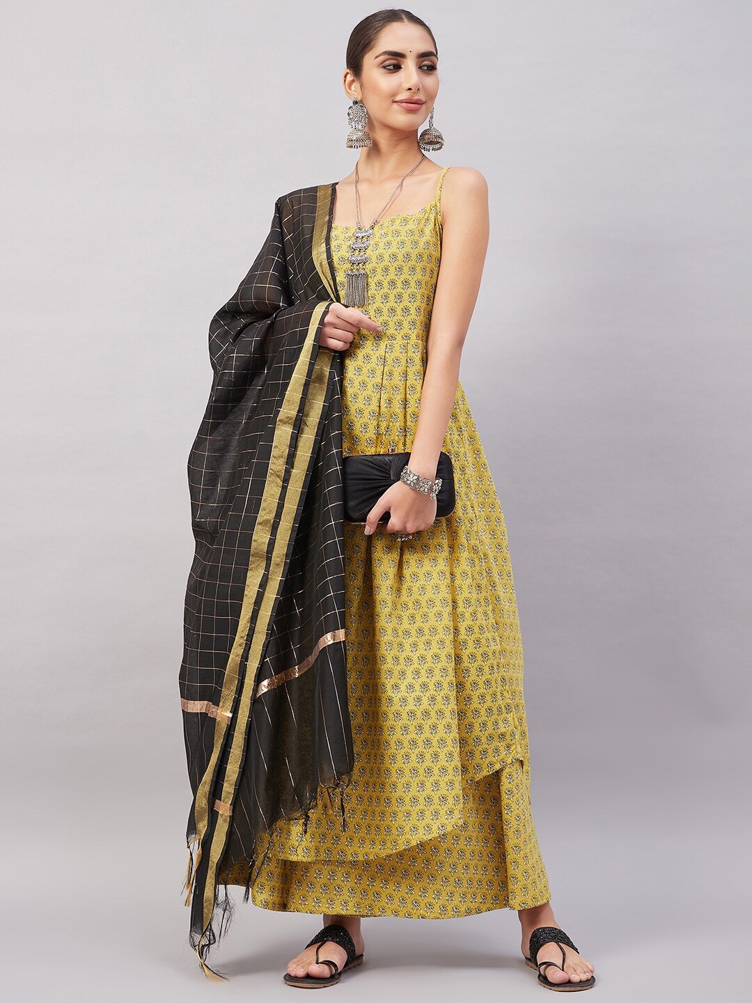 

InWeave Women Floral Printed Kurta With Palazzos & Dupatta, Yellow