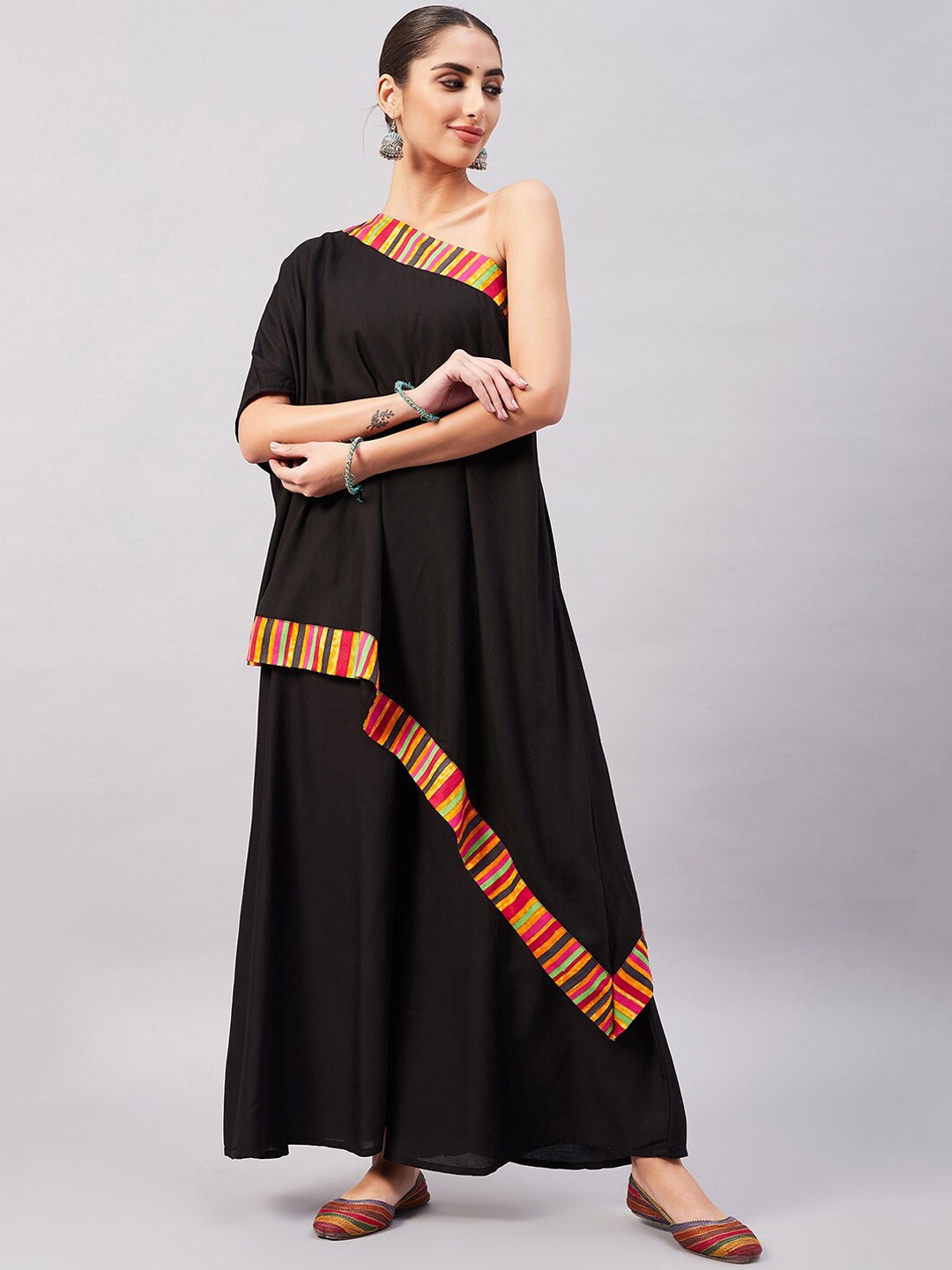 

InWeave Women One Shoulder Asymmetric Kurta with Palazzos, Black