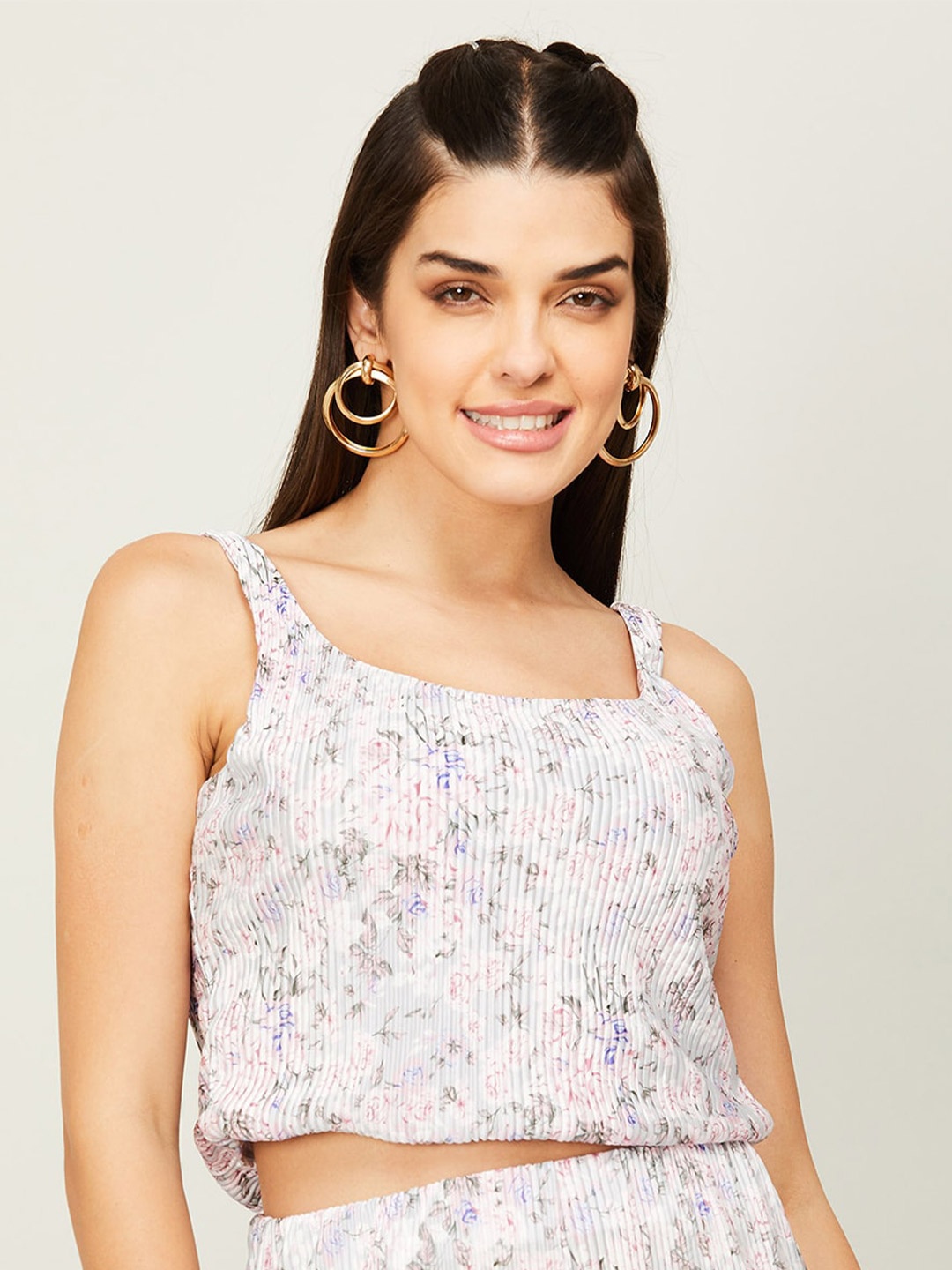 

Ginger by Lifestyle Floral Printed Shoulder Strap Crop Top, Blue