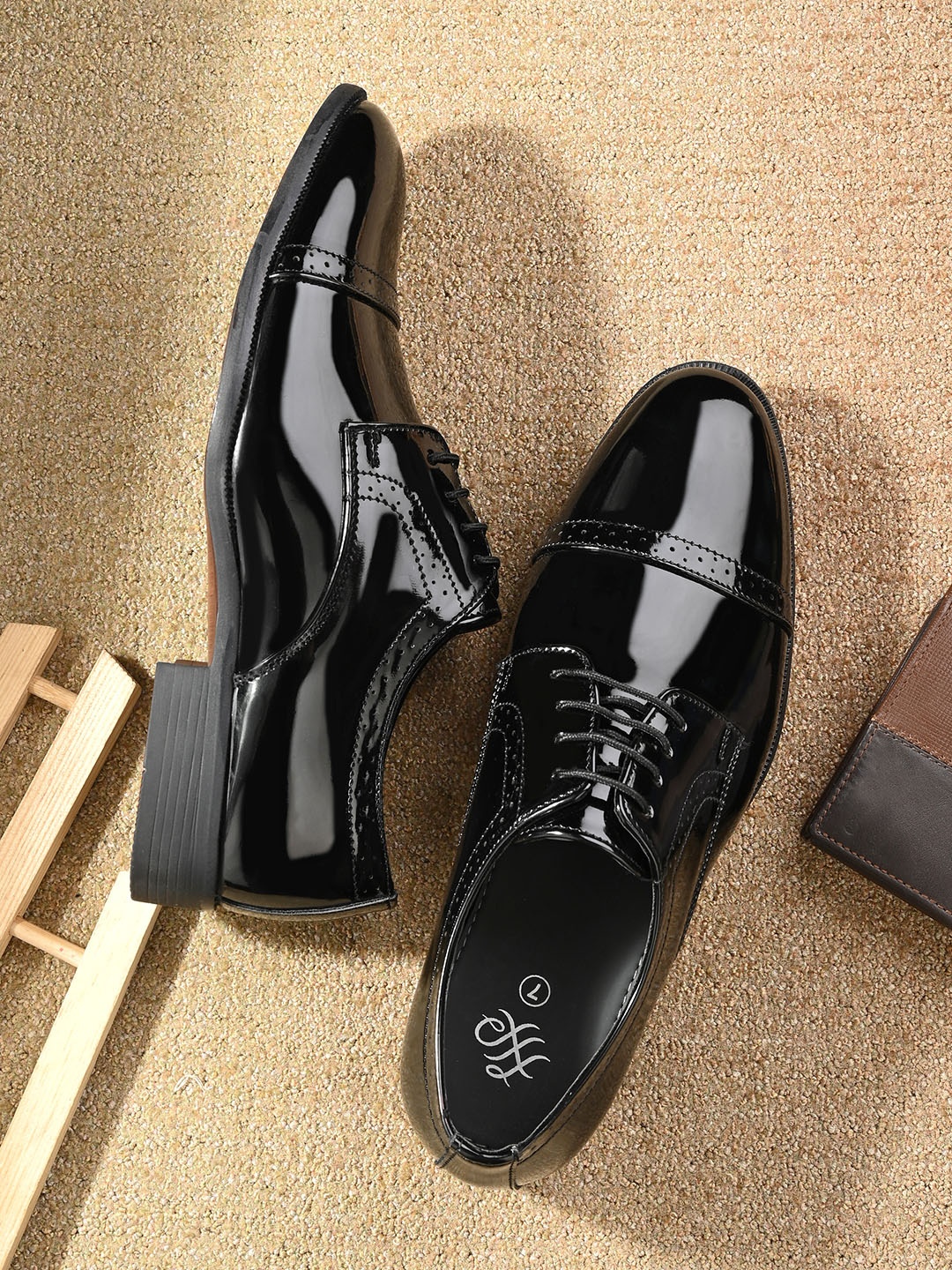 

House of Pataudi Men Formal Derbys Lace Up Shoes, Black