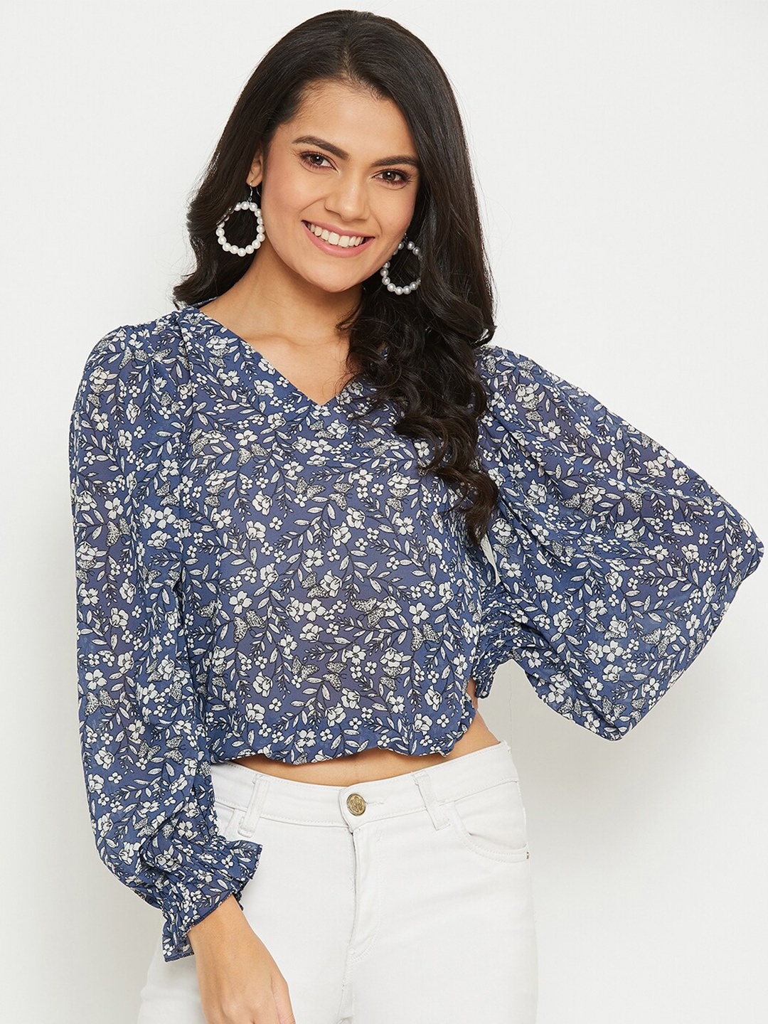 

PANIT Blue Floral Print V-Neck Crop Top