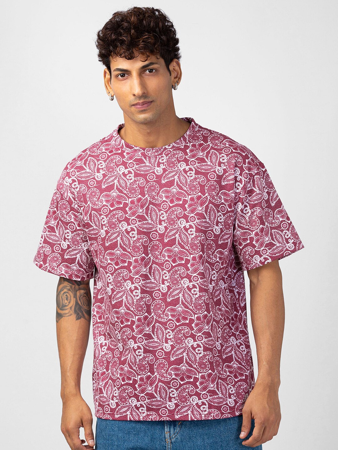 

VASTRADO Men Maroon Paisley Printed Polo Collar Loose Cotton T-shirt, Mauve