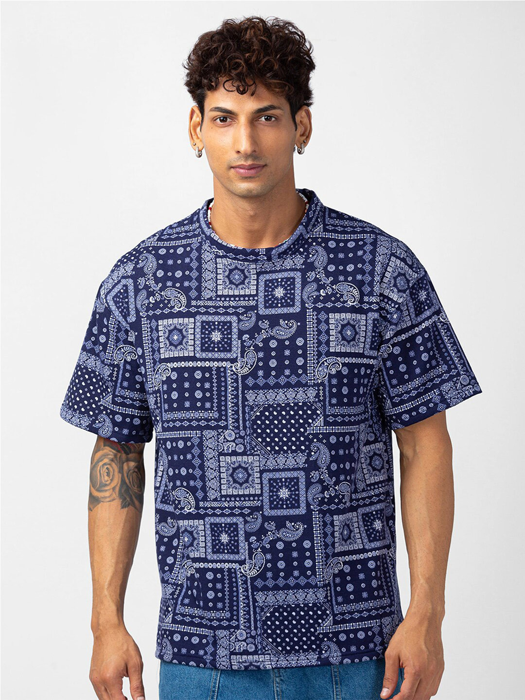 

VASTRADO Men Tribal Printed Drop Shoulder Oversize Fitted Cotton T-shirt, Navy blue