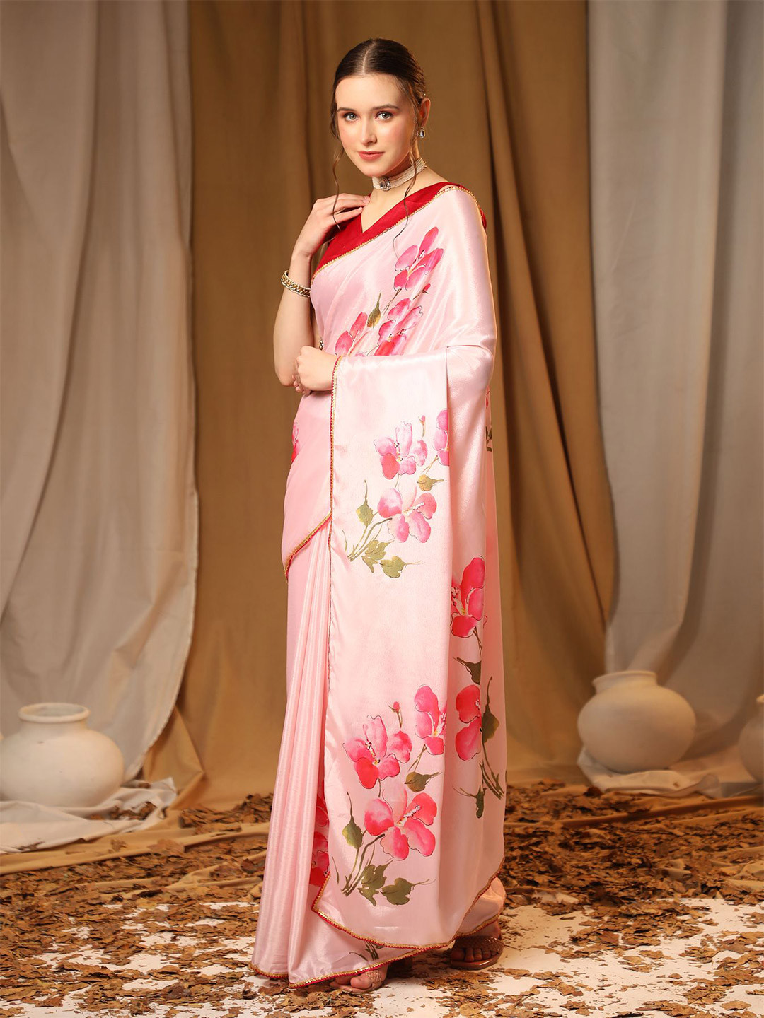 

AVANSHEE Floral Printed Pure Chiffon Saree, Peach